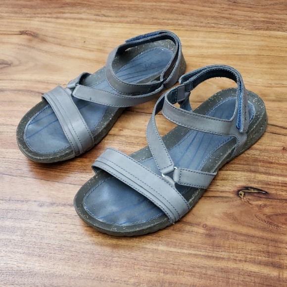 ☆3/25 Teva Women's Cabrillo Crossover Sandals 7 - Picture 2 of 7
